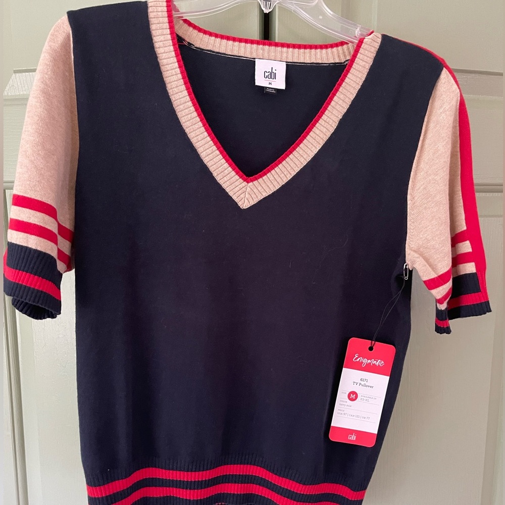 NWT CABI TV Pullover - Size M